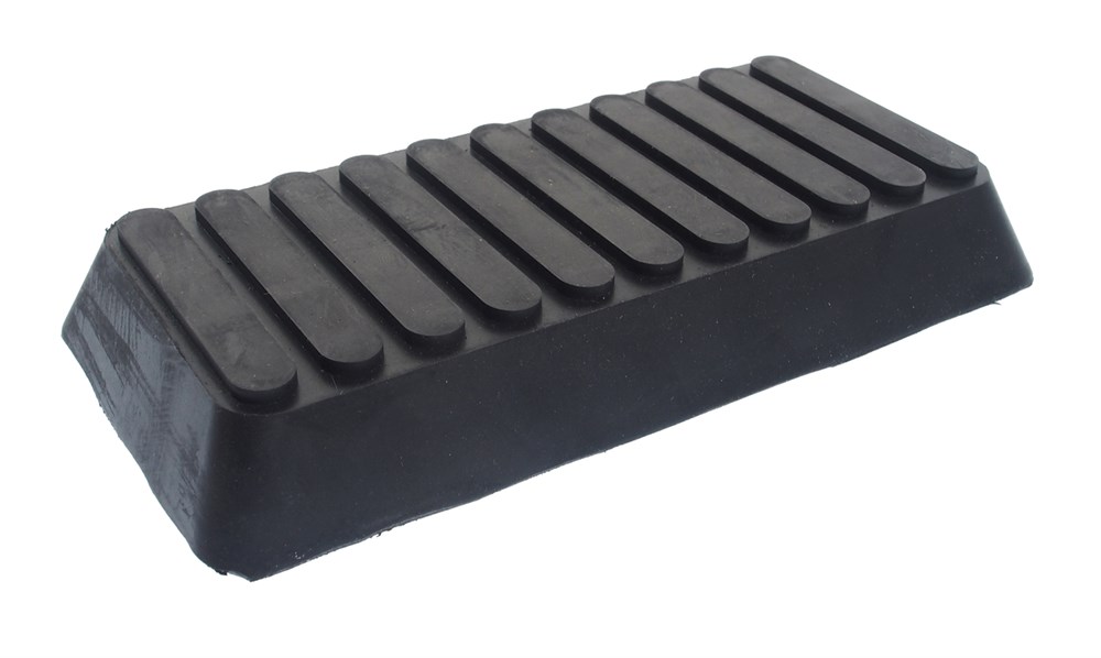 JTC-7645 - Проставка для подъемника резиновая 19.5X10X2.8см JTC - 
Резиновый, трапециевидной формы.
Размеры: 19.5 х 10 х 2.8 см.