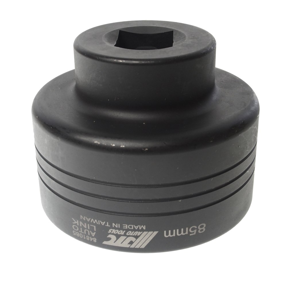 JTC-8481085 - Головка торцевая 1&quot; 85мм 8-ми гранная ударная JTC - 
1&quot; x 8 граней.
Общая длина: 81 мм, 8 граней; глубина: 45 мм.
Размер: 85 мм.