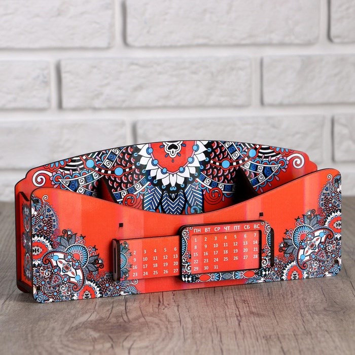 16878232_big Органайзер для канцелярских предметов "Диванчик из детства", с вечным календарём — изображение 2