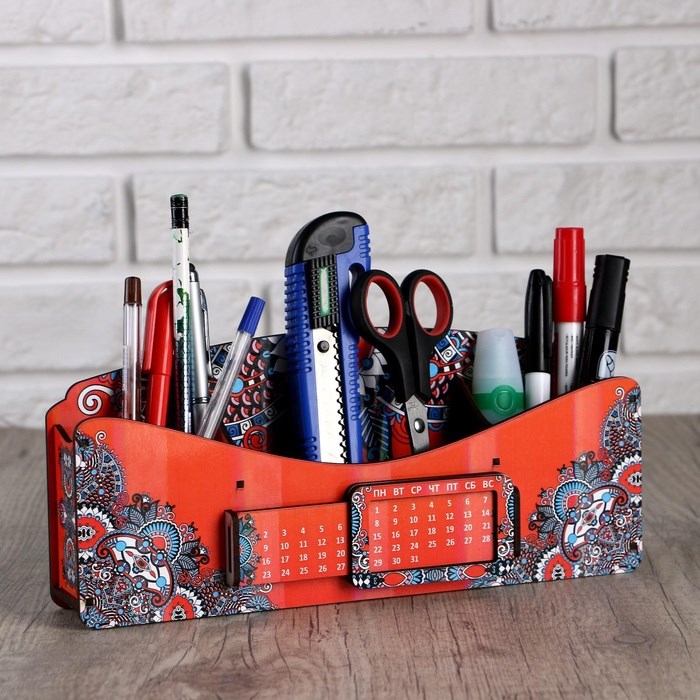 16878234_big Органайзер для канцелярских предметов "Диванчик из детства", с вечным календарём — изображение 4