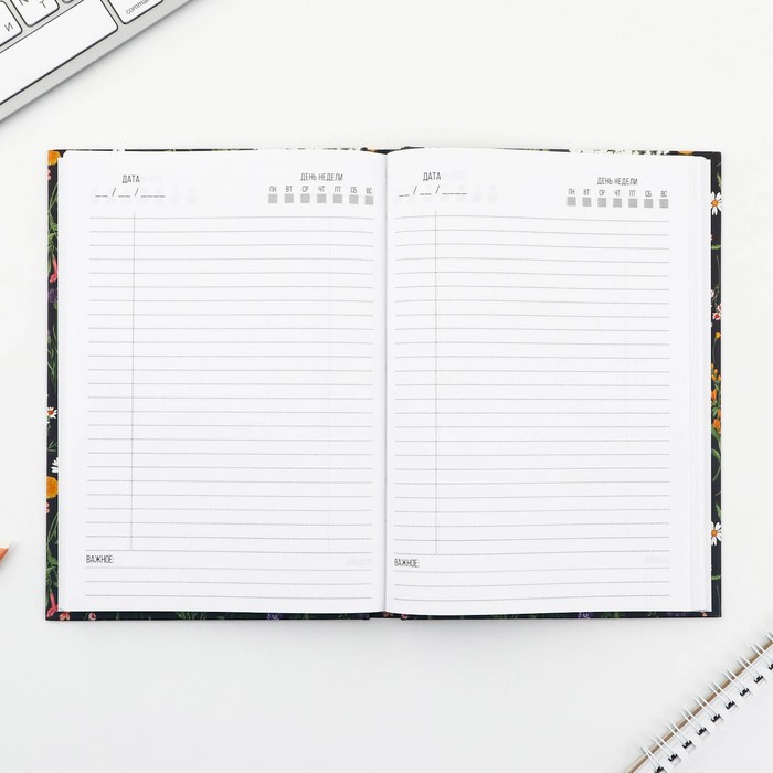 700-nw Ежедневник А5, 160 л. твердая обложка «Цветы. Паттерн» — изображение 3