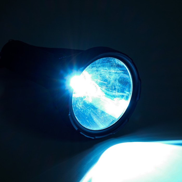 fonar-ruchnoj-30-vt-2100-lm-4500-mach-dalnost-500-m-p70-indikator-zarjada-micro-usb-7615566-3 Фонарь ручной 30 Вт, 2100 лм, 4500 мАч, дальность 500 м, P70, индикатор заряда, micro USB — изображение 4