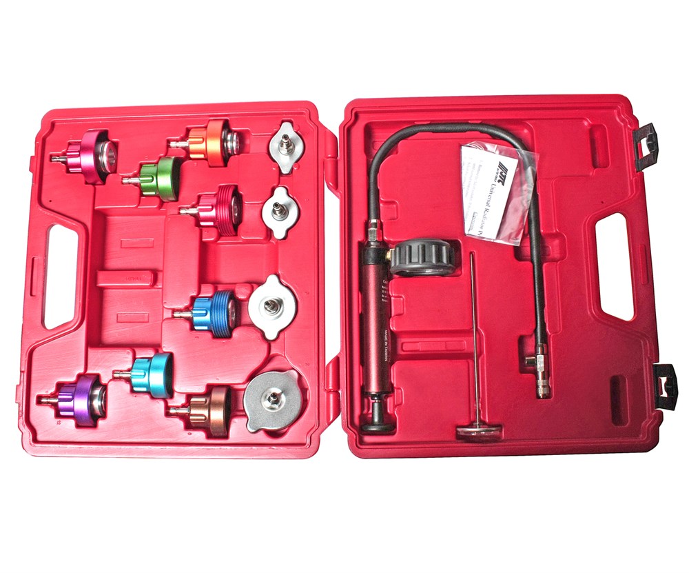 jtc-1005-1 JTC-1005 - Набор инструментов для тестирования герметичности системы охлаждения 14 предметов в кейсе JTC - Комплектация
Термометр.
Ручной насос.
Поверочная крышка №2. Применение: GM (Cadillac).
Поверочная крышка №3. Применение: Mercedes-Benz, GM (Bu — изображение 2