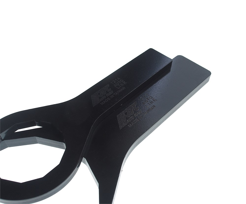 jtc-1213s-1 JTC-1213S - Набор ключей для топливного фильтра (MITSUBISHI) JTC - 
В комплект входит: ключ масляного фильтра для дизельных двигателей 1213 (1 шт.), ключ масляного фильтра для дизельных двигателей 1214 (1 шт.)
Применение: MITSUBISHI CANTER, а также для бо — изображение 2