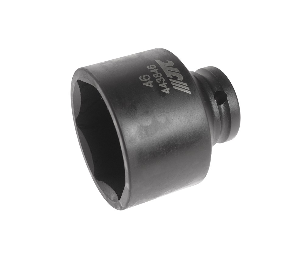 JTC-443846 - Головка торцевая 1/2&quot; 46мм ударная L=60мм JTC - 
6 граней, метрический размер.
Диаметр: 46 мм., ширина - 62 мм.
Общая длина: 60 мм.
Размер: 1/2” Dr.
Изготовлена из высококачественной хром-молибденовой стали.
Количество в оптовой упаковк