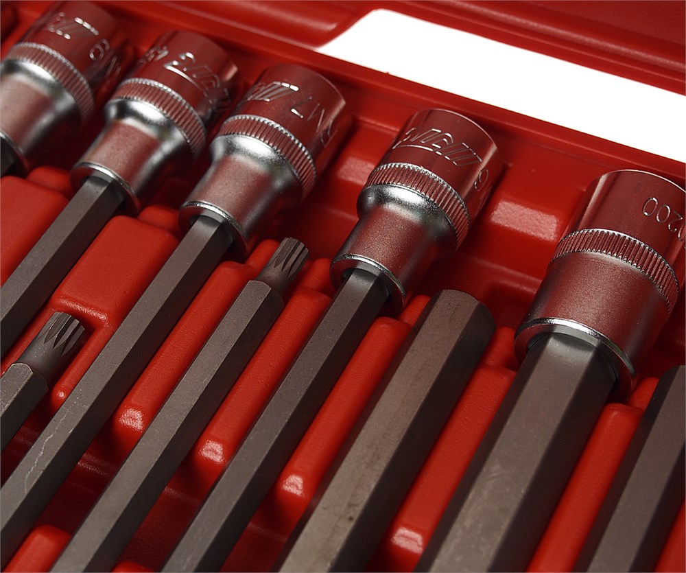 jtc-7024-3 JTC-7024 - Набор головок с насадкой 24 предмета в кейсе JTC - 
Размер:
  
    Т40, Т45, Т50, Т55, Т60, Т70
    H5, H6,H7, H8, H9, H10, H12
    M6, M8, 0, M12, M14
    RM6, RM7,RM8, RM9, RM10, RM12
  
½" Dr. x 24 предмета в наборе головок с насадка — изображение 4