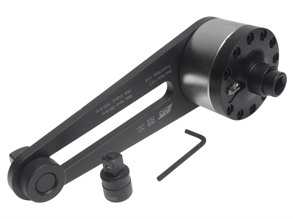 jtc-7839-2 JTC-7839 - Мультипликатор 1/2"F x 3/4"M для усиления крутящего момента до 1500Нм JTC - Описание
Прецизионное устройство для достижения высоких крутящих моментов, кратно передаточному отношению.
Предназначен для ручной работы с резьбовыми соединениями. — изображение 3