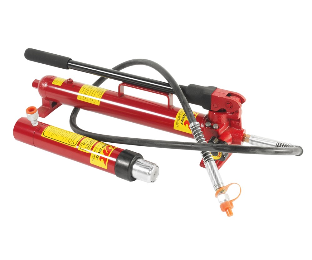jtc-hb510-2 JTC-HB510 - Набор инструментов для кузовных работ, усилие 10т, 21 предмет JTC - Комплектация 
Ручной двухскоростной гидронасос.
Шланг соединительный : 1.5 м.
Рабочий гидроцилиндр: 10 т., шток: 150 мм.
Насадка распорная клиновая: 500 кг.
Удлинитель: — изображение 3