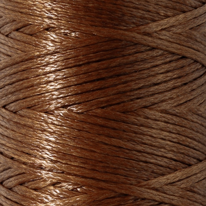 nitki-voshhjonye-pletjonye-ploskie-150d16-08-mm-50-amp177-2-m-cvet-svetlo-korichnevyj-9454872-1 Нитки вощёные, плетёные, плоские, 150D/16, 0,8 мм, 50 ± 2 м, цвет светло-коричневый — изображение 2