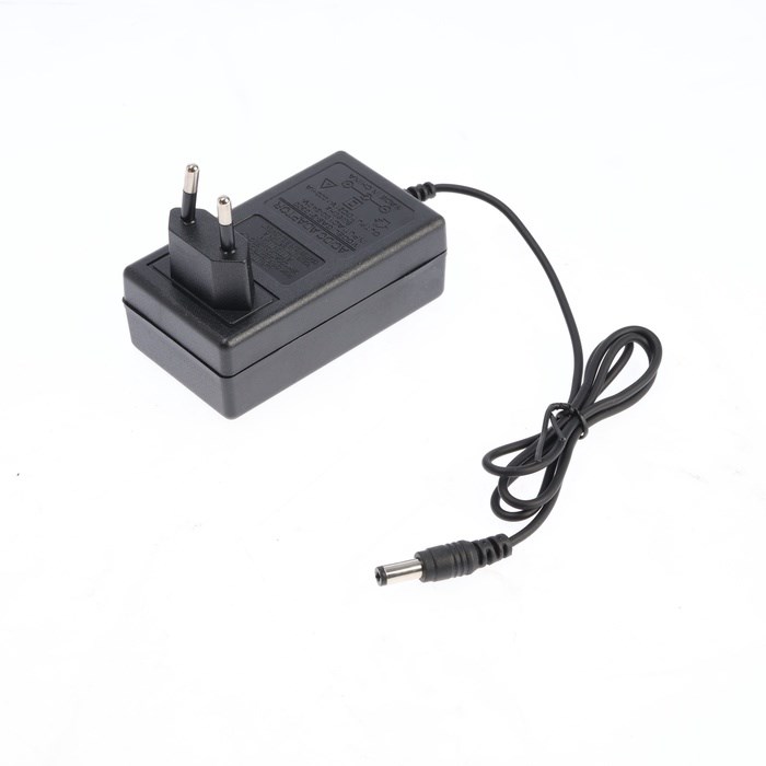 pila-cepnaja-akkumuljatornaja-tundra-21-v-3-ach-li-ion-12ampquot-shag-38ampquot-45-zvenev-10554106-12 Пила цепная аккумуляторная ТУНДРА, 21 В, 3 Ач, Li-ion, 12", шаг 3/8", 45 звеньев — изображение 13