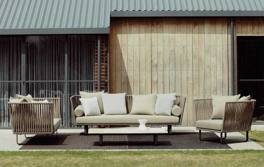 skandinavskij-minimalistichnyj-ulichnyj-divan-comforta-cmf0001391-1 Скандинавский минималистичный уличный диван ComfortA — изображение 2